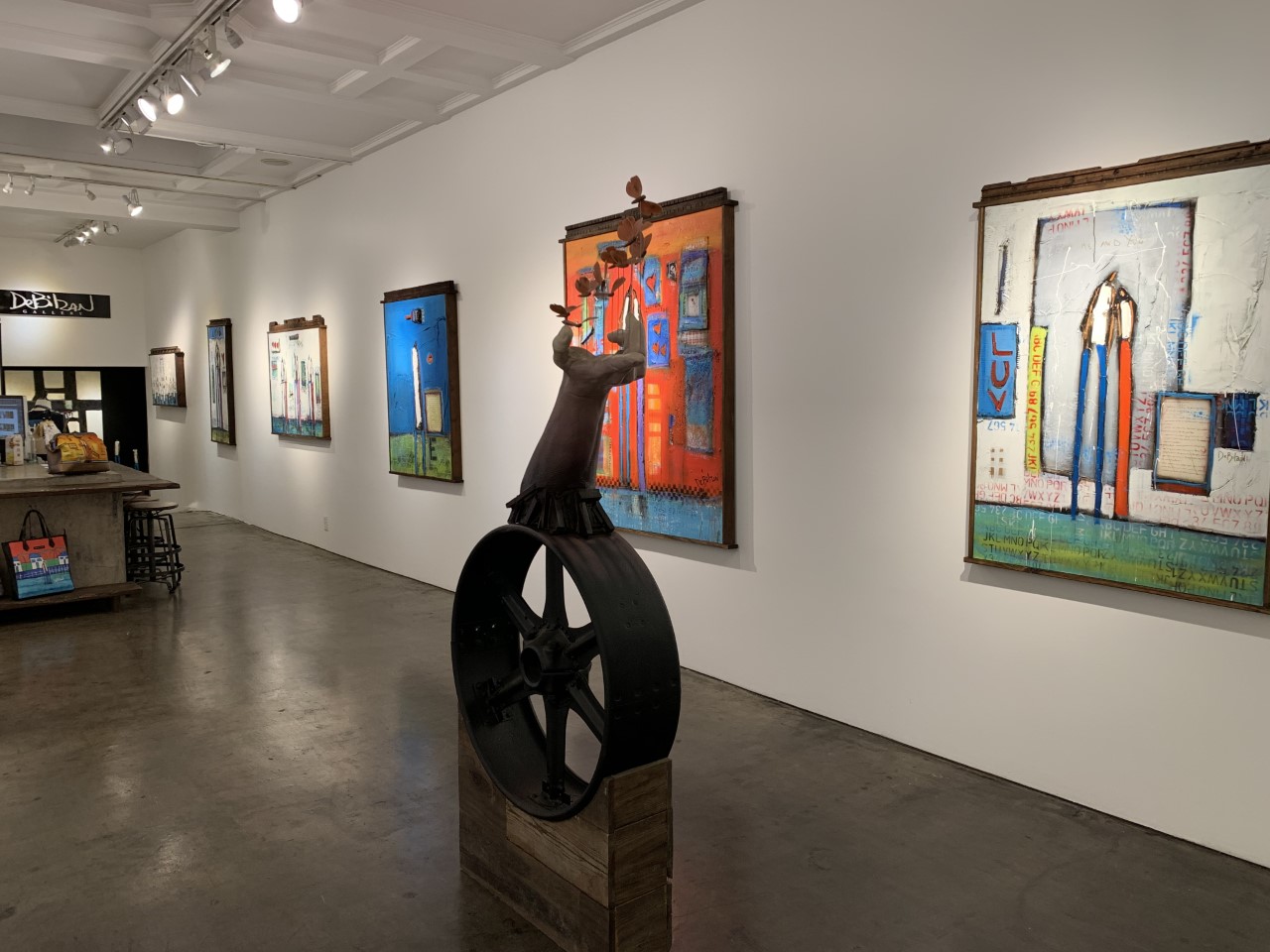 DeBilzan Gallery