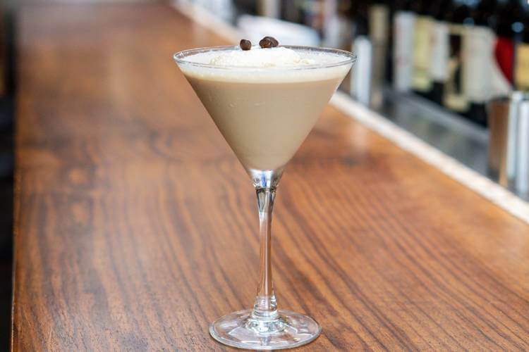 Top Cafes in Laguna Beach