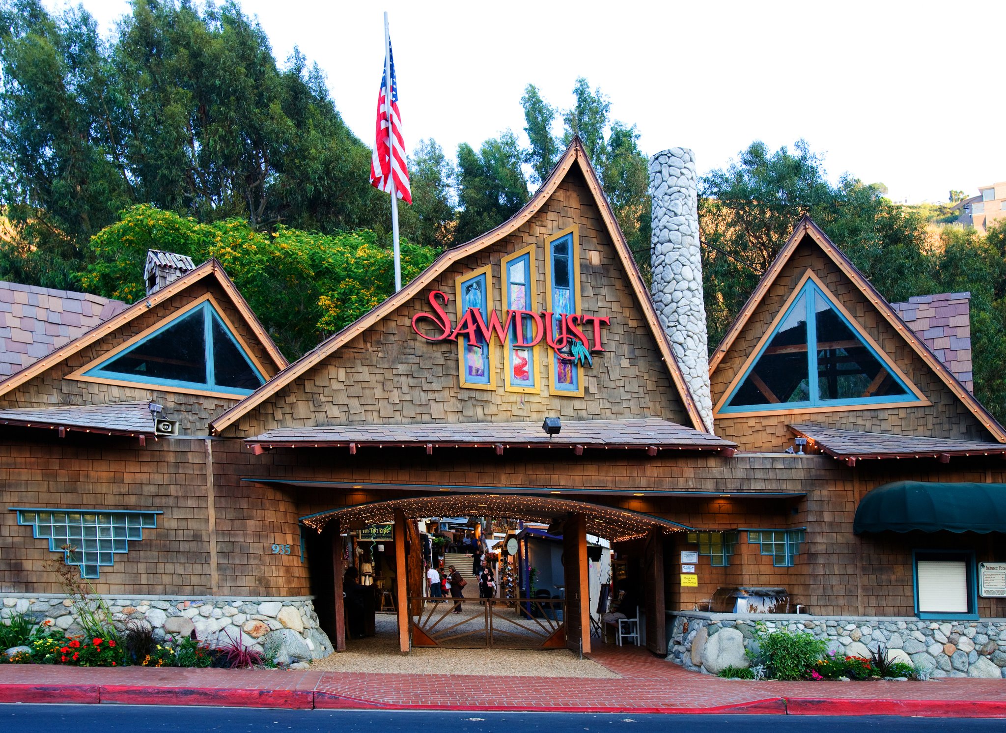 Let's Go to the Hive in Laguna Beach